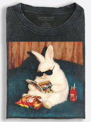 Laid-Back Retro Rabbit Reading Comics with Chips and Soda Vintage Washed T-Shirt