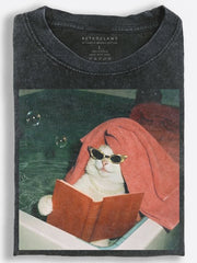 Glamorous Retro Cat Reading a Book in a Bubble Bath Vintage Washed T-Shirt