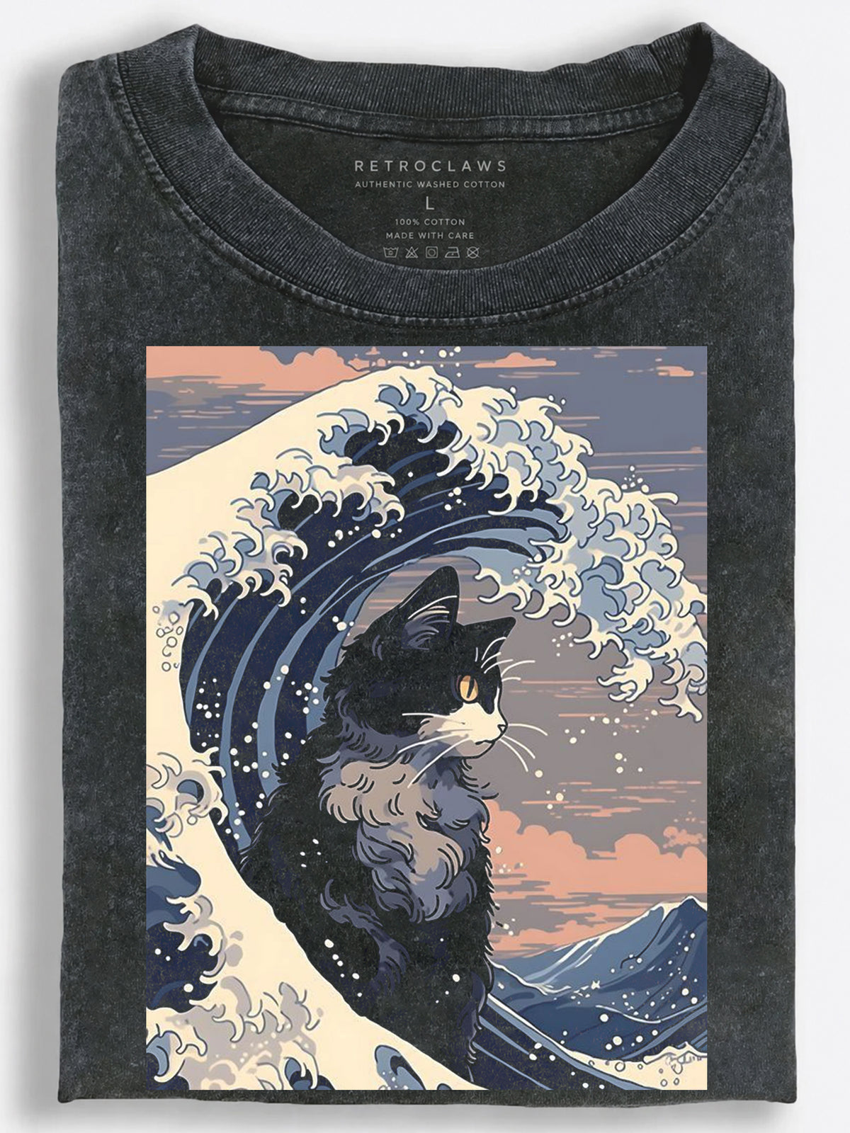 Black Cat and Great Wave Japanese Ukiyo-e Vintage Washed T-Shirt