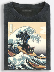 Black Cat Surfing the Great Wave Japanese Ukiyo-e Vintage Washed T-Shirt