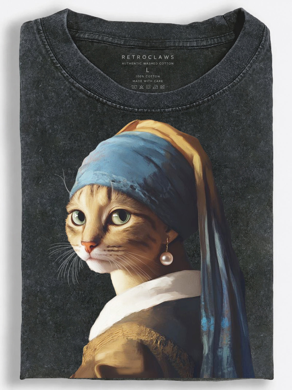Girl with a Pearl Earring Cat Classic Art Parody Vintage Washed T-Shirt